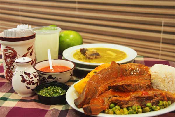 Lengua-en-Salsa-Restaurante-Las-Bandejitas Costilla de Ternera Restaurante Las Bandejitas