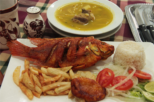 Menú 2 mojarra frita las bandejitas