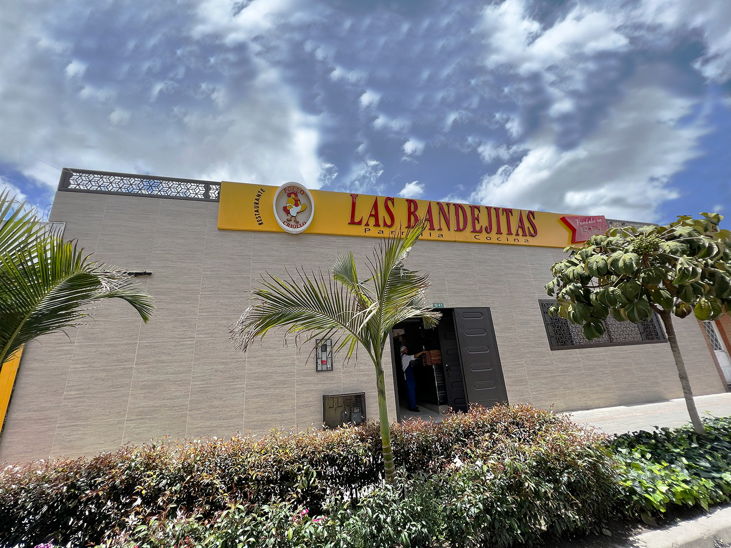 B16 Restaurante Las Bandejitas