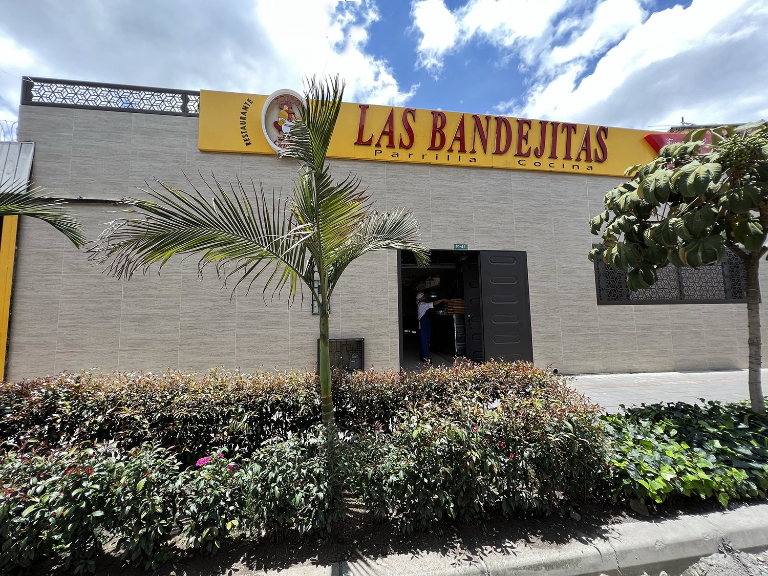 B17 Mixta dos Carnes Las Bandejitas